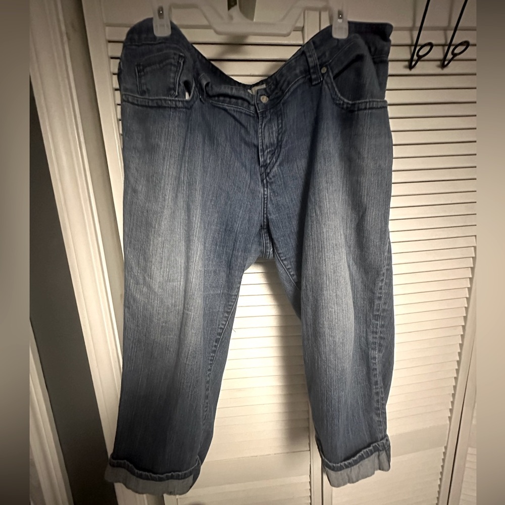 Levi’s cuffed capri jeans, plus size 20